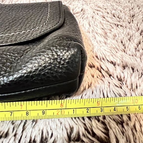 Coach Pebble Leather Large Wristlet - Picture 13 of 14